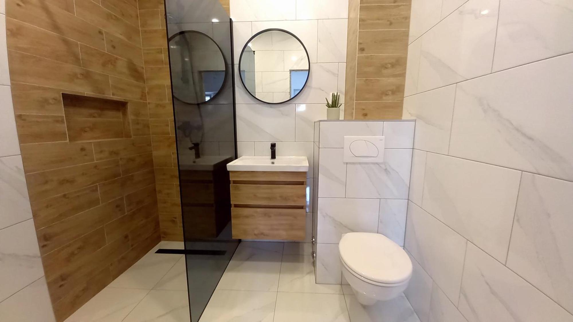 Apartmani Omrcen Baška Voda Værelse billede